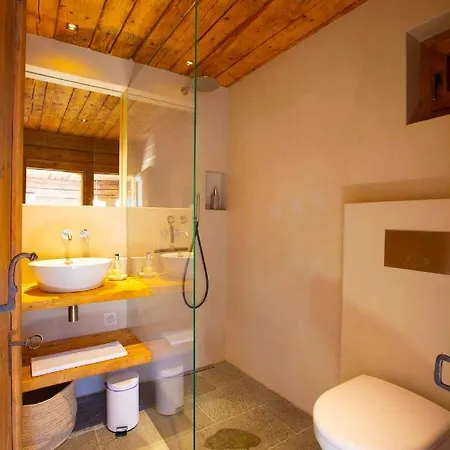 Alphütte Maiensäss Lenzerheide Chalet *