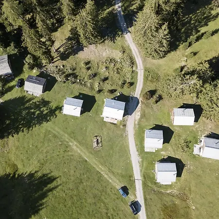 Tech-free Haven Tschividains Lenzerheide Dağ evi *